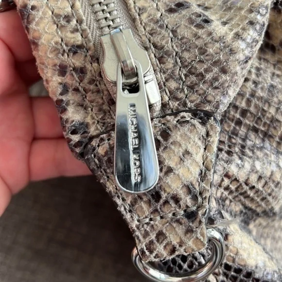 Michael Kors Purse - Picture 3 of 13